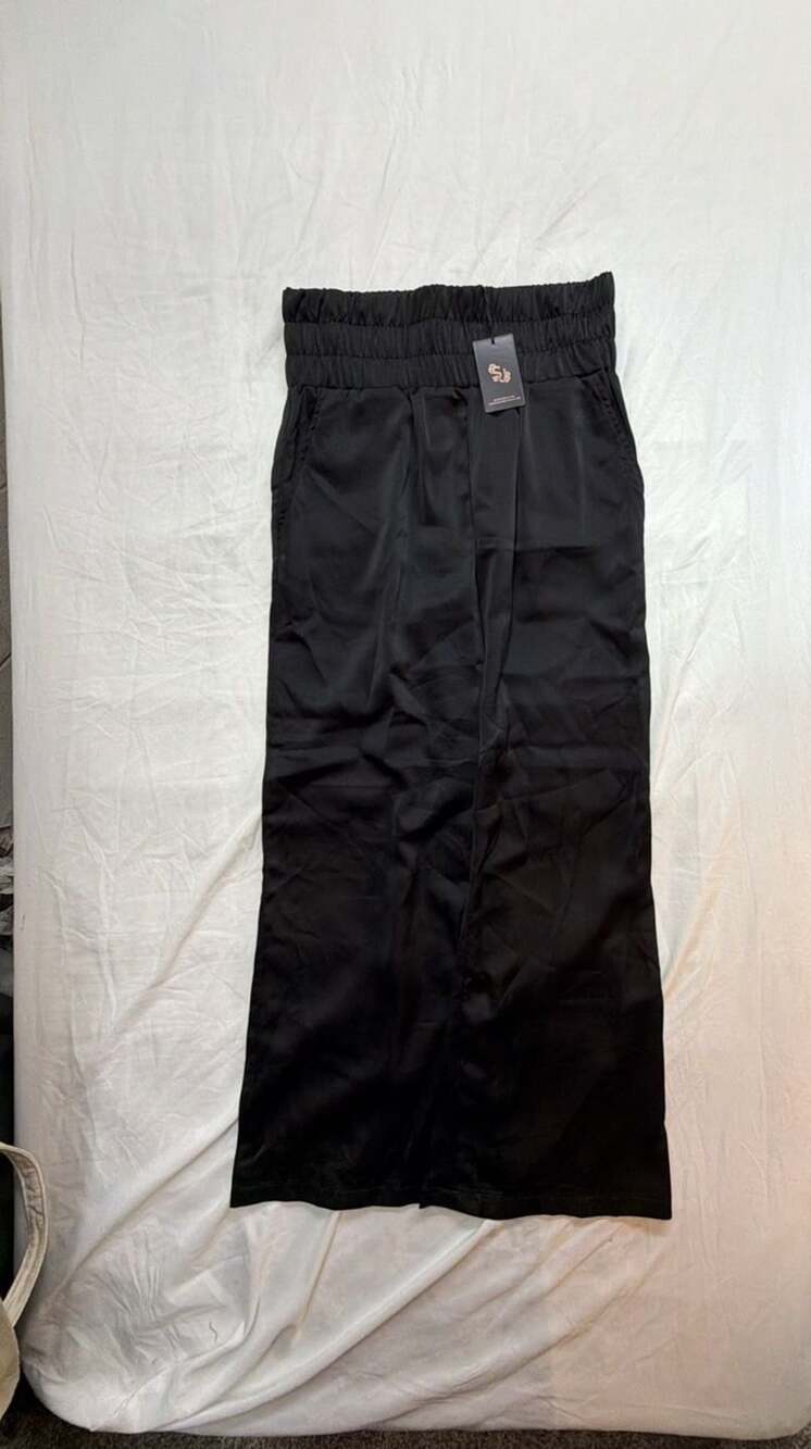 Sincerely Jules Pants Size L Black High Waist Satin